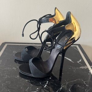 Giuseppe Zanotti Black and Gold Alien curved heels 38.5 suede